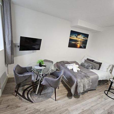 Stylish Studio Near Kensal Green 런던 외부 사진