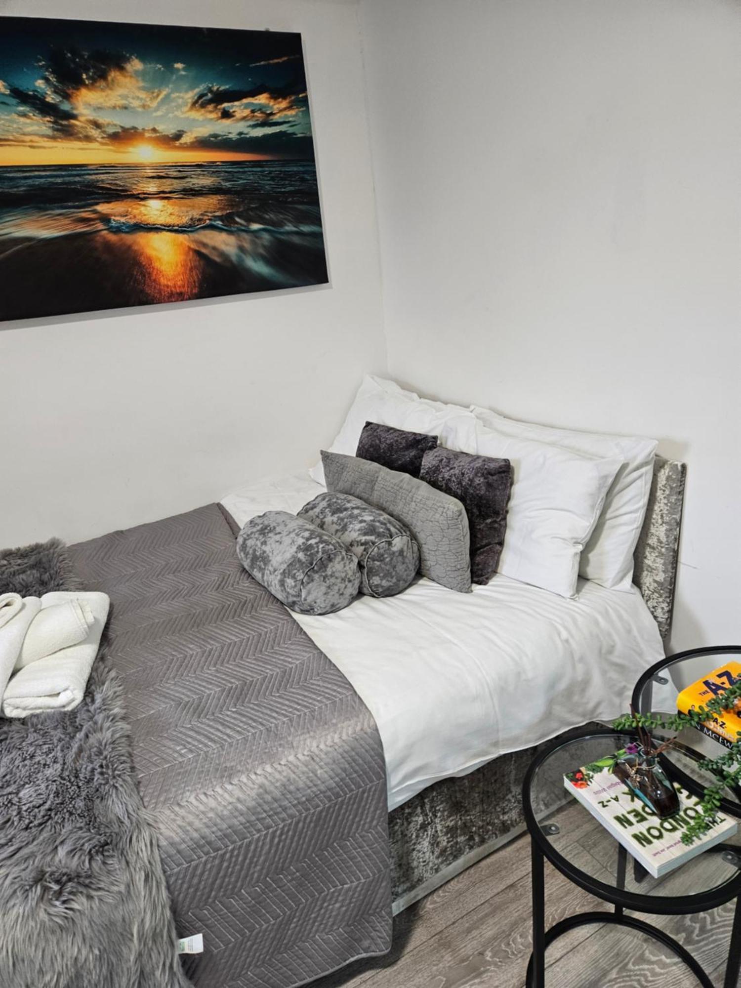 Stylish Studio Near Kensal Green 런던 외부 사진