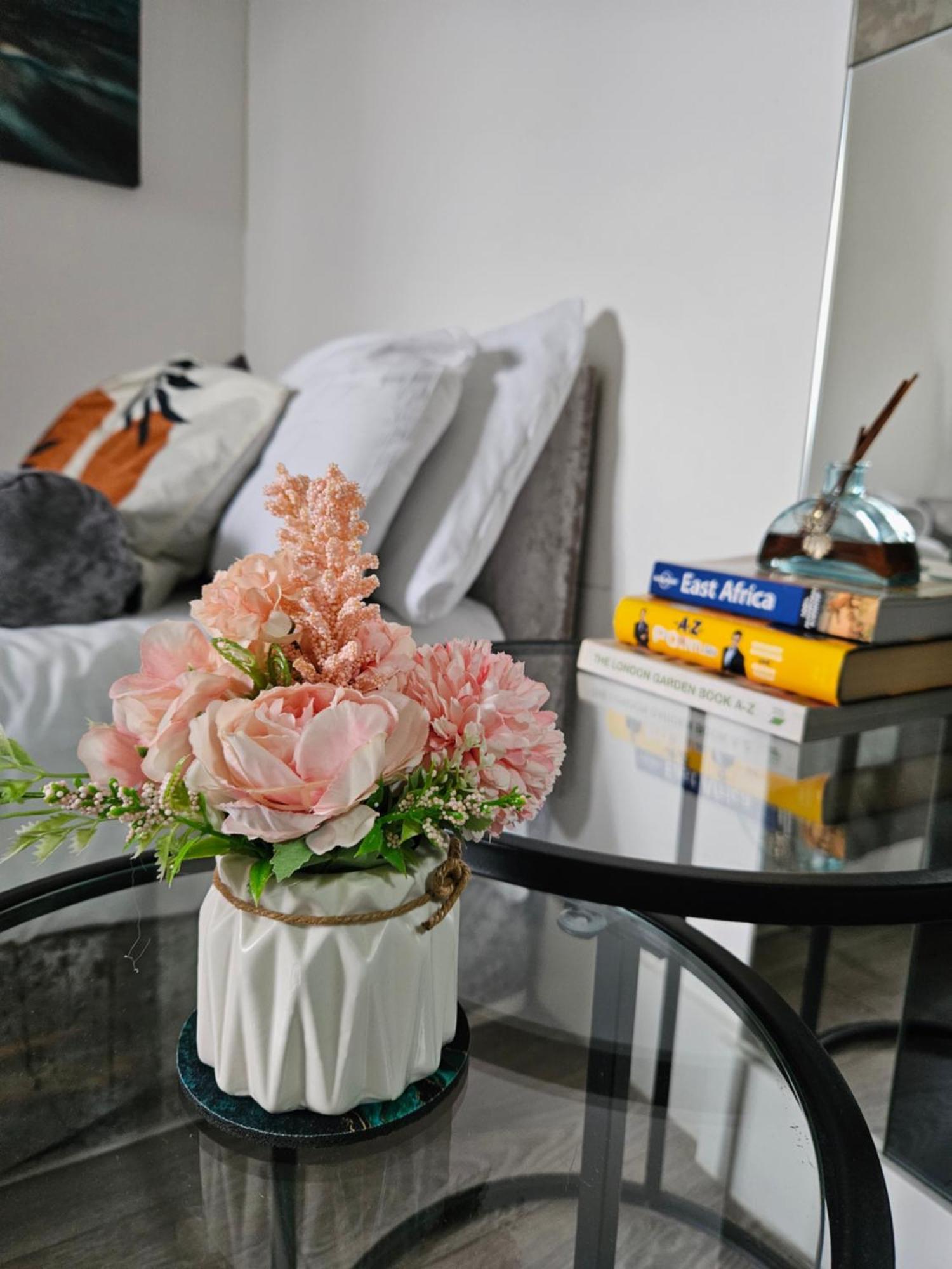 Stylish Studio Near Kensal Green 런던 외부 사진