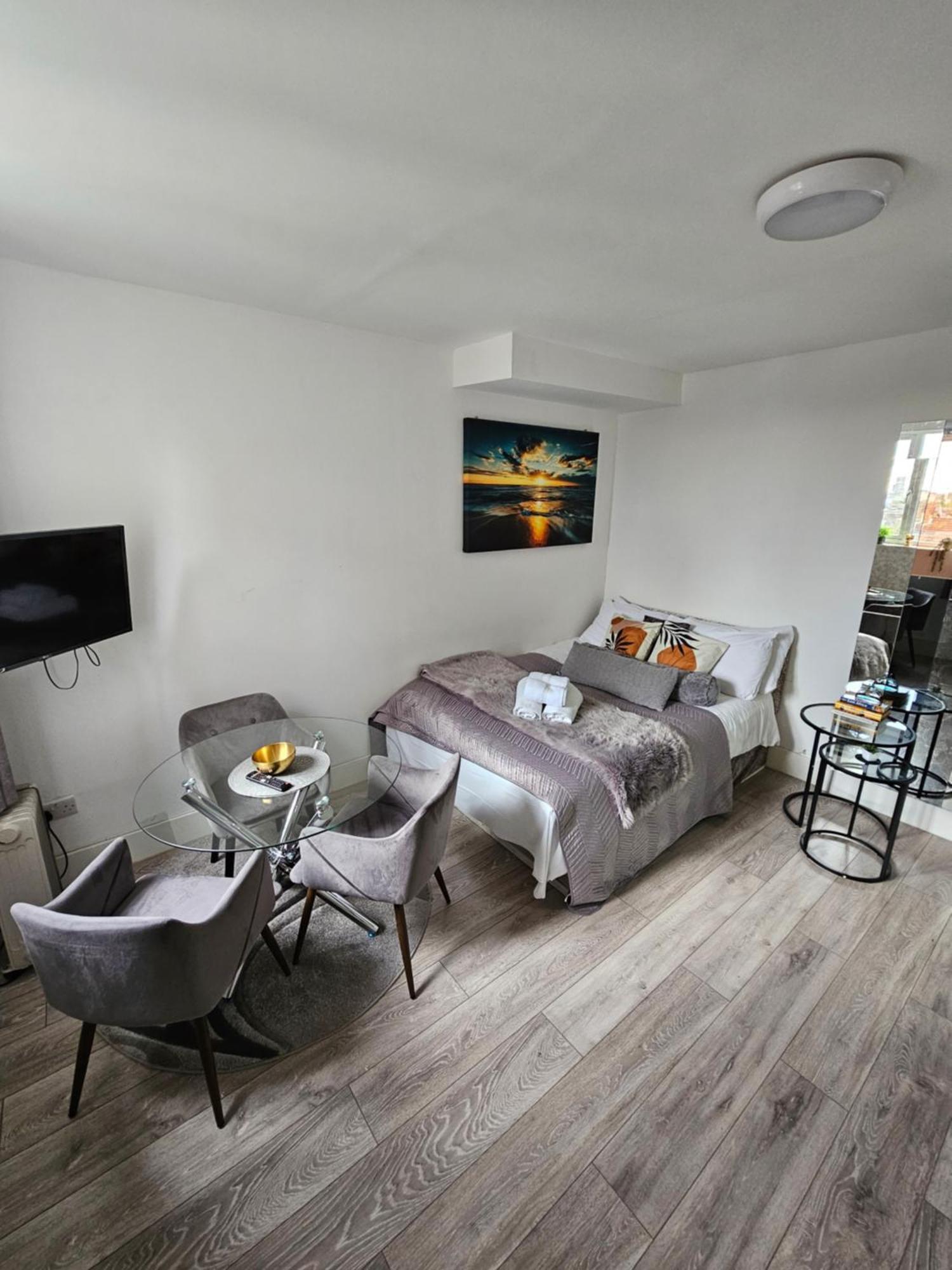 Stylish Studio Near Kensal Green 런던 외부 사진
